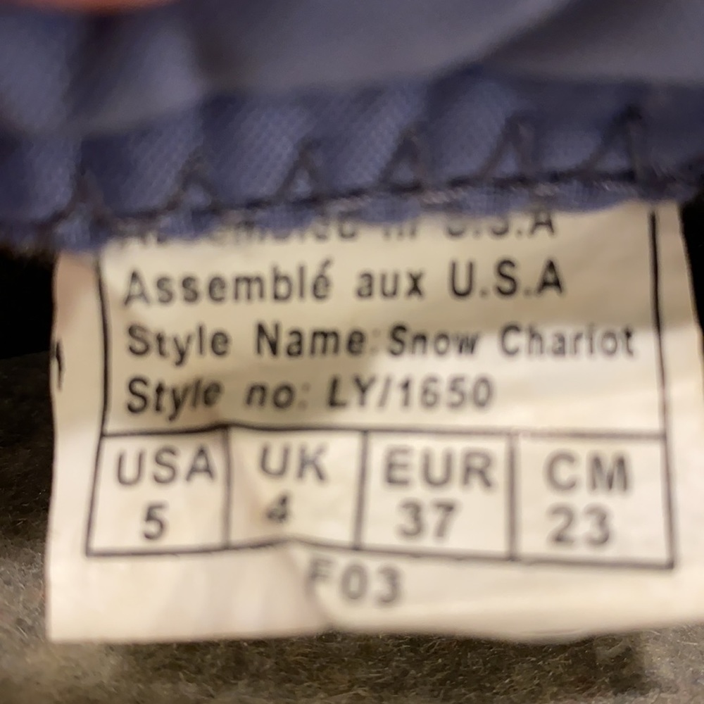 Sorel Snow Chariot snow boots - Size 5 - Picture 12 of 12